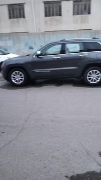 جراند شيروكي • ٢٠١٤ • ٩٢٠٠٠ كم