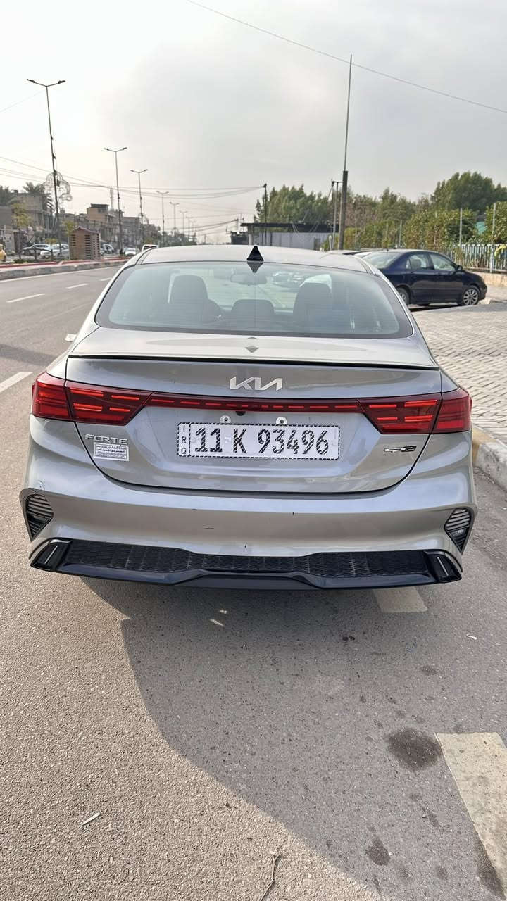 السلام عليكم
فورتي جيتي لاين 2023وارد امريكي
الحادث قطعة وحدة جدا خفيف جاملغ امامي جهه السائق مبدل فقط لغود شواصي مكفولة السيارة كلهه ليبل واحد ايرباك دركة وبردة جهه السائق كير مكينة مكفول سيارة نضيفة جدا مواصفات 
1.بصمة ابواب
2.تشغيل عن بعد
3.رادار خلفي وامامي
4.نظام تحديد المسار
5.اشاير مري
6.فول تحكمات
7.كشنات جلد ومخمل
8.ترحيب بالابواب
9.صندوق ذكي
10.شاشة اعطال 
وبعد بيهه مواصفات  مكينة 2000دوش ماشية 53الف ميل رقم بغداد باسمي هزة جديدة مكان السيارة بغداد السعر 160وبيهه مجال للاستفسار الاتصال ***********
