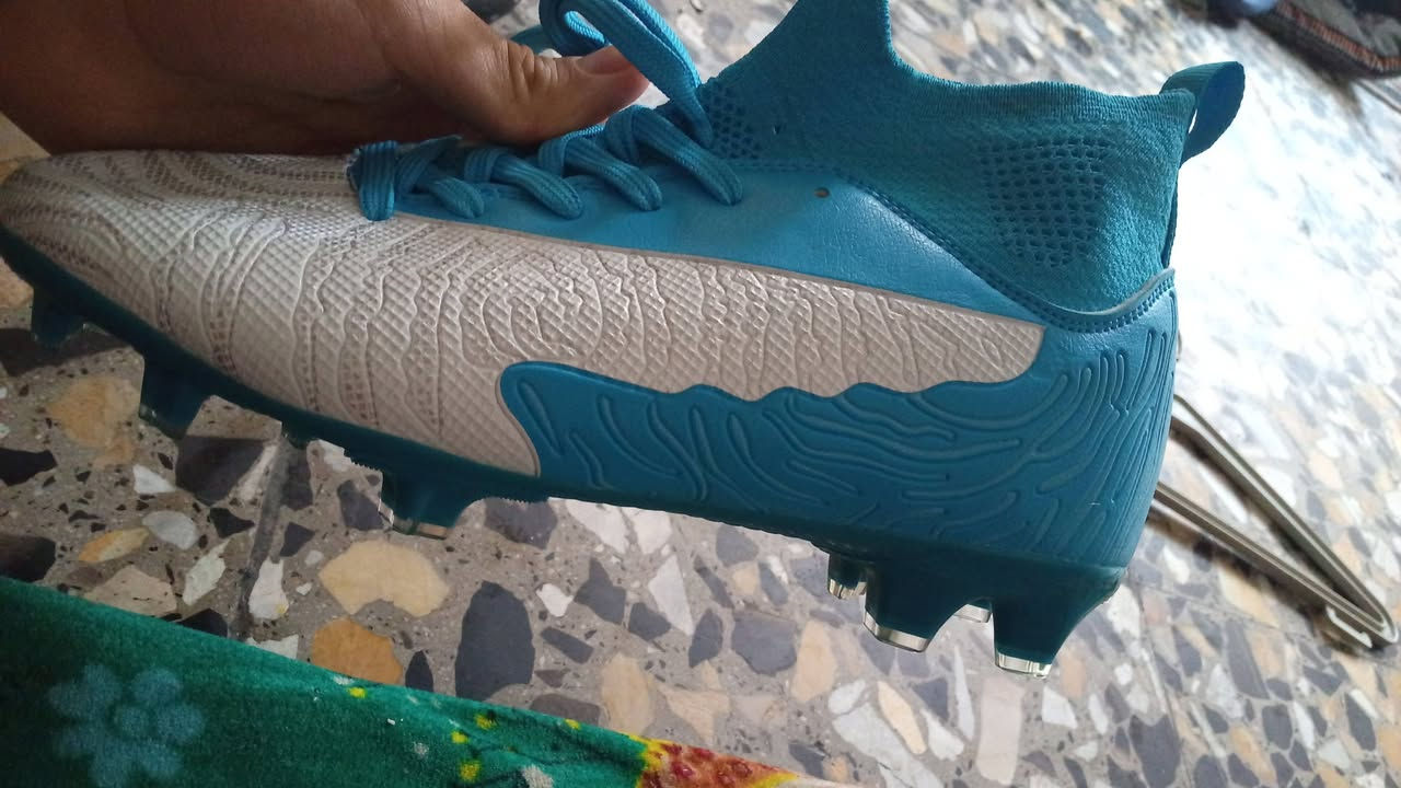 سلام عليكم عندي احذيه ستند اصليه الشراي يطبلي خاص


**إذا كنت صاحب هذا الإعلان وتريد حذفه لأي سبب، رجاءا أرسل رسالة إلى الدعم الفني**