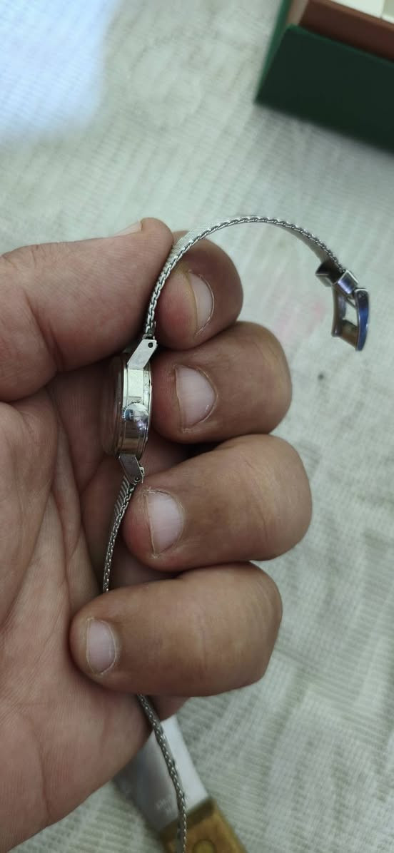 تيسوت نسائي.
نصب تكويك.
نظافة جيده جدا جدا.
السعر 25 الف...نهائي
توصيل 5 آلاف 
#الجميع


**إذا كنت صاحب هذا الإعلان وتريد حذفه لأي سبب، رجاءا أرسل رسالة إلى الدعم الفني**