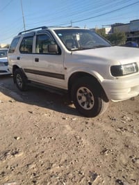 للبيع ازوزه موديل 99 رقم انكليزي بغداد مكينه وكير خير من الله ففتي كهر...