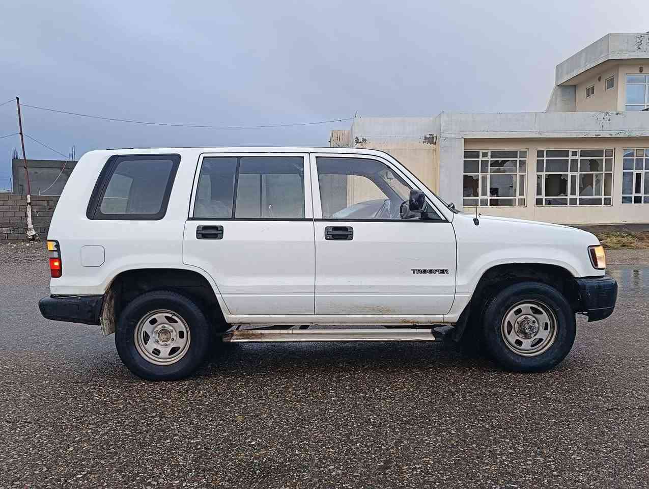 ئاسۆزی مۆدێل 2000گێڕومەنەوئەکسل گشت گیانی بەشەرت ڕەقەم سلێمانی سەنەوی تازەیە کارتی بەنزینی هەیە حوڕە بۆهەموو عێراق بێ دەعم ولێدراوی بۆیاغی نیه کارەبای کامل مەزبوت ***********ژ.م***********سعری48گڵاویەک تۆزێک مەجال ناونیشان چەمچەماڵ
