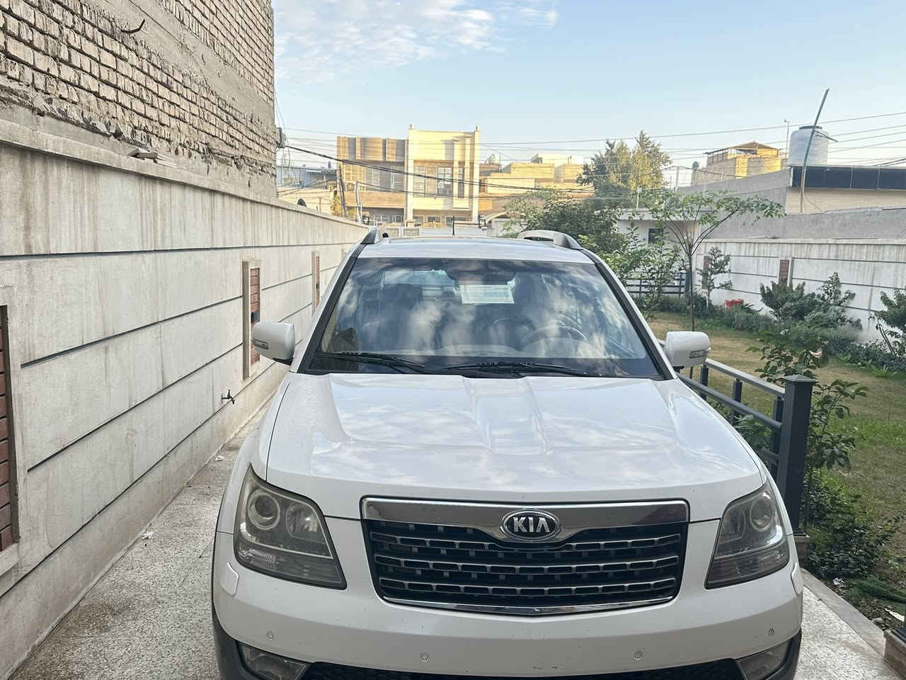 السلام عليكم
كيا موهافي فول ١/١ للبيع

موديل :2016

العداد : 140

رقم بغداد 
السعر: 205
***********
