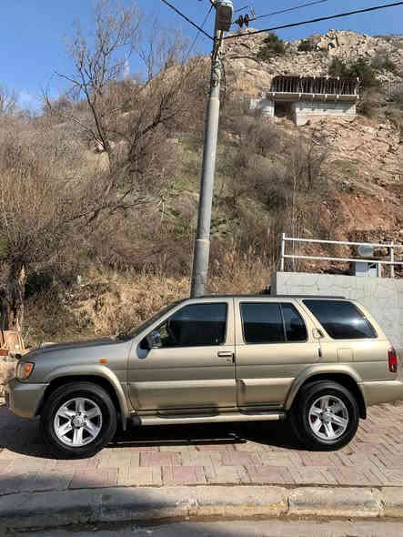 سلام عليكم سياره نيسان بأس فندر موديل 2005 كير عادي محرك 3500  رقم دهوك تحويل وكاله بنفس اليوم اذا تريد  او مراوس وياه رف هونده ستاريكس للاستفسار اتصل عل رقم *********** 
***********
