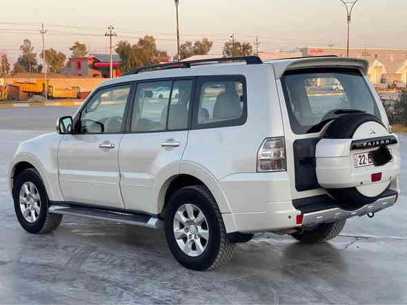 میتسوبۆشی پاجیرۆ ٢٠١٤ خلیجی  فوول فوول

مواسفات سڵاید و  ناو زەرد و دەبڵ ئەكسل و حساس و كامیرە و زینۆن و سماعە گەورە و حبتور تبرید مەركەزی و سێ ڕیز كوشن  و زۆر مواسفاتی تر

مكینە ٣٥٠٠ی مرغوب مواسفات حبتور سیارەكە ڕەقەم یەك جوانە ١٩٠ هەزار كیلۆ متر ڕۆشتووە سنوی نوێیە بەناوی خۆمانە
وە تاقم تایەی لۆك وە گیر و مكینە و هەموو شتێكی بەشەرت

یەك چملغی سكن پەمپە بێ كرانەوە و بێ عادیسە 

سعری 173وەرەقە و كەمێك مجال

*********** رانية
