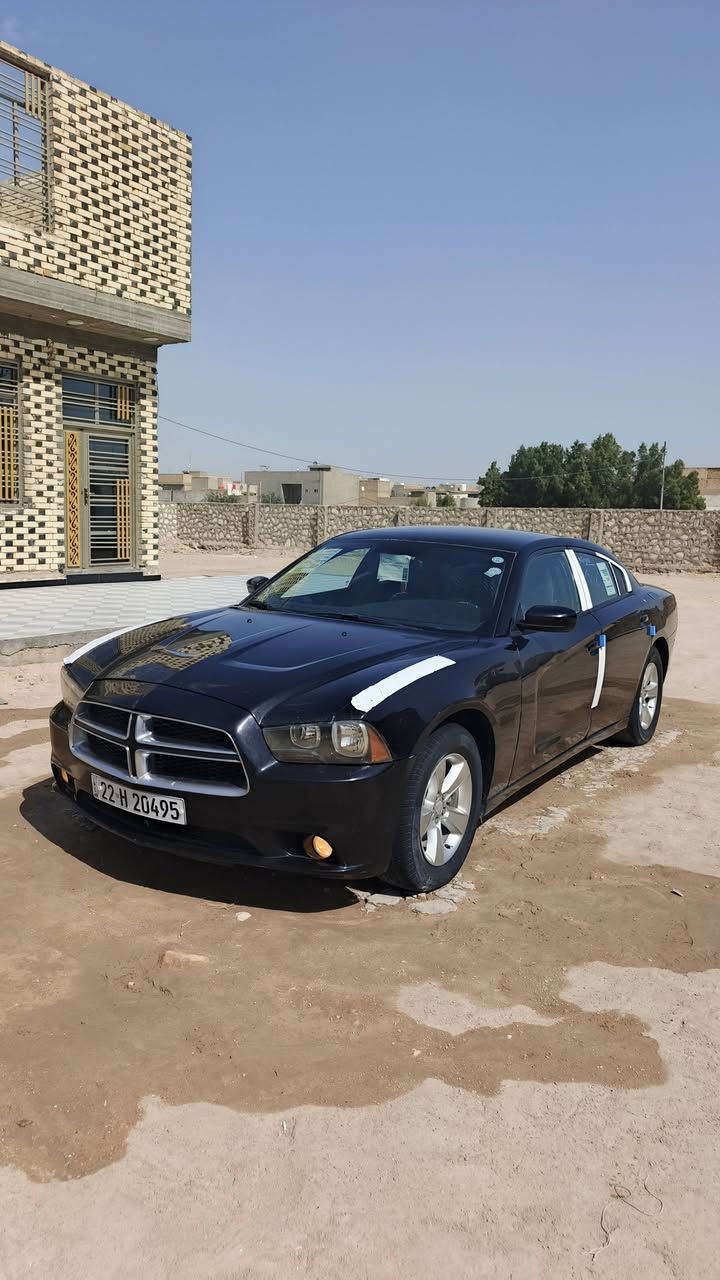 سلام عليكم جارجر 2011 سياره داخله كلين وهنا صار جراد ٣ قطع و نصبغن فقط بدون دواخل سياره كير محرك تبريد اكسن كله جديد رقم أربيل الدولي سنويه مجددا سياره ما ناقصه برغي السعر ب 128 وبيها مجال الاستفسار عل رقم *********** مكاني نجف وإني خادم
