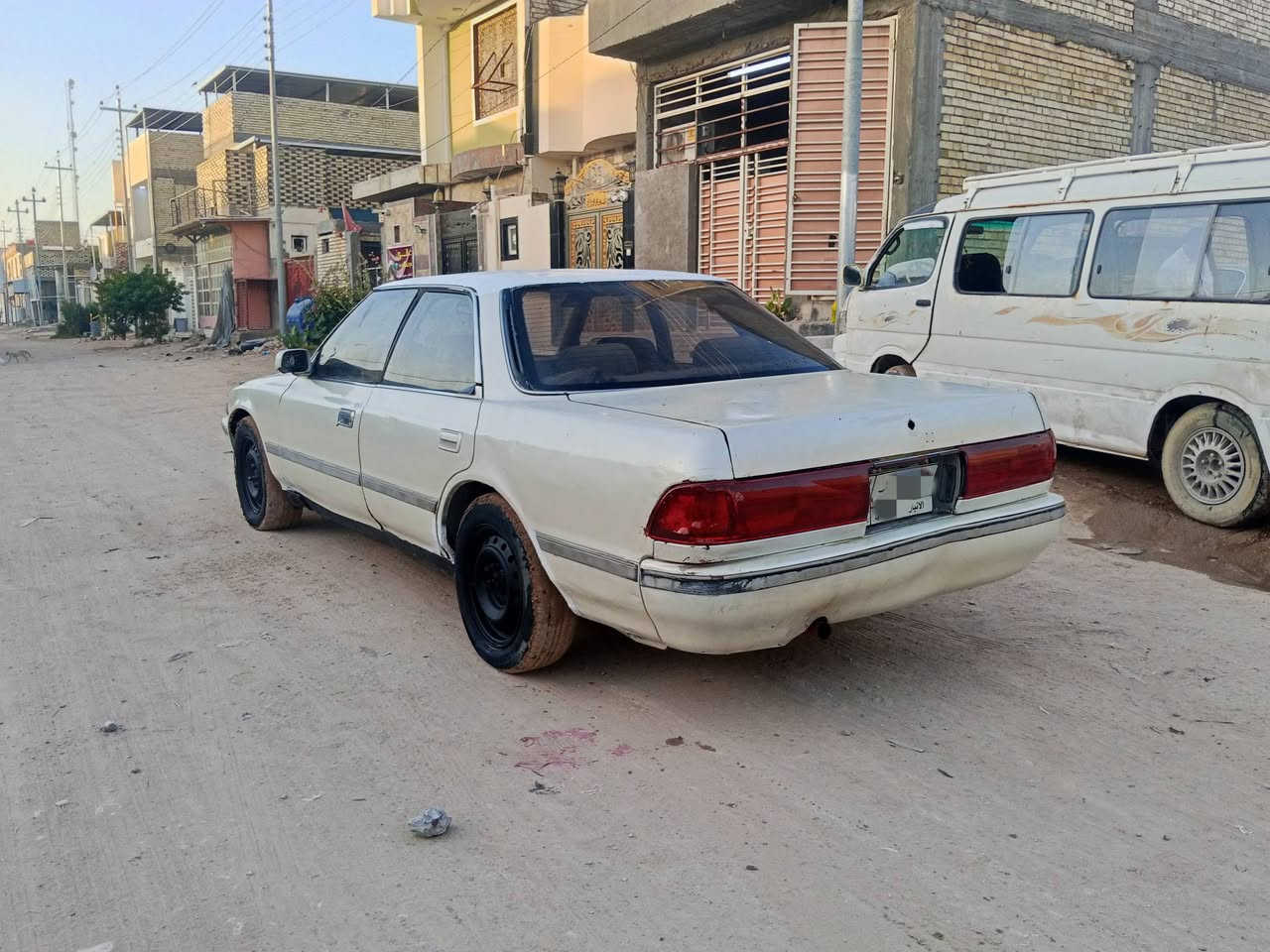 سلام عليكم للبيع مارك رقم انبار راعيهة بكربلاء تحويل مباشر مكفولة من الكص  كير محرك نضاف  ونجي  حدادية 50بلمية   غرفة نضيفة السعر 18وبيهة مجال رقم الموبايل***********  مكان النجف الاشرف
