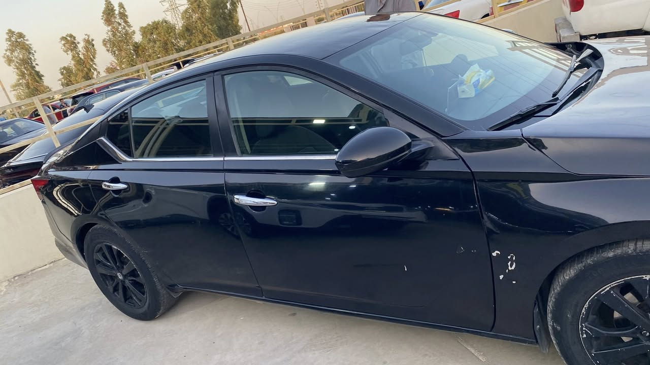 نيسان التيما 2019 
محرك 2.5 
نسخة S 
رقمها بغداد 
عنواني ديالى 
وارد امريكي 
راسلني اذا تحب وادزلك حادث امريكا 
للبيع او المراوس للاستفسار خاص او على الرقم ***********
