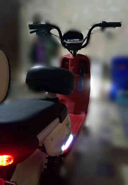 سلام عليكم بايسكل شحن حجم 14 عدد بطاريات 4 تكفي مسافه 18 كيلو صاير لي من اشتريتها ثلاث ايام بعد هي جديده السرعه 60الحقيقي 40 اشاير لايت بكليات نشرات بصمه السعر 400قفل🔒 العنوان بصره قضاء المدينة رقم ***********
