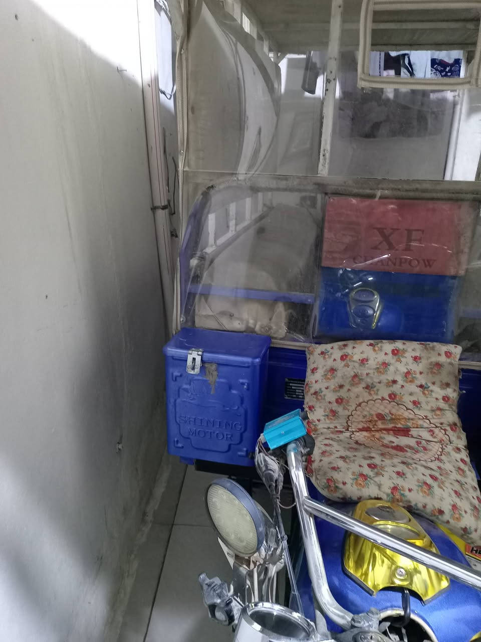 السلام عليكم ستوته نظيفه جمره كل شي ما عاوسه خير من الله مكان كوفه نجف  مليونين ونص


**إذا كنت صاحب هذا الإعلان وتريد حذفه لأي سبب، رجاءا أرسل رسالة إلى الدعم الفني**