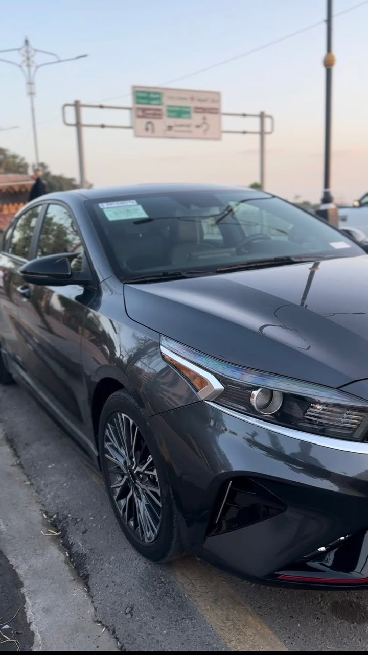 للبيع فورتي 2023Gtline
ماشي 78000Km 
مكينه 20 دوش
مواصفاتها نص فول /شاشه كامرة رادار امامي خلفي  /تحديد مسار /مانع انزلاق/سياقة ذاتيه /مثبت سرعة / نضام الاسبورت / 
حادثها موضح بل صور
***********
