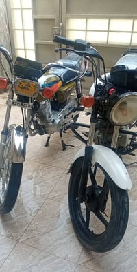 نامه 25 • بوکسر 22 • اوراق