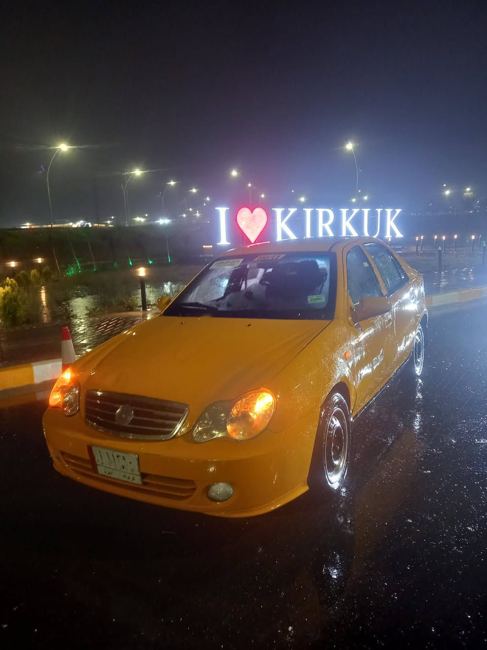 سيكي لبيع موديل 2012 شرط وكاله دفتر بانزين  سعر 30 بي مجال ***********
