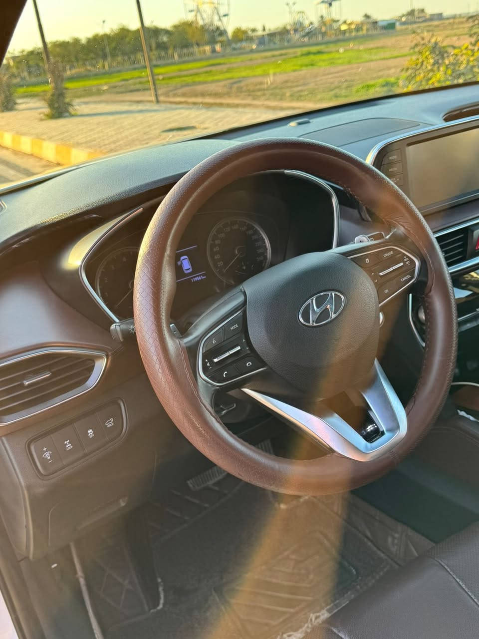 للبيع 
سنتافيا ٢٠١٩
 وارد خليجي 
فول مواصفات واحد على واحد 
٦سلندر 3500 
٧راكب 
بصمة 
بانوراما 
فور ويل
ماشيه 119
كشنات جلد وكهرباء 
سايد بريك كهرباء 
٤ انظمة قيادة 
دفلوك مرتفعات 
زنون بلادي 
جنطه كهربائية 
طخم تاير جديد
سيارة كفالة عامه
رقم بغداد دولي
عدة وغراض بصمات ٢ موجودات 
سعرها250وبيها مجال  بسيط للشراي
العنوان / صلاح الدين/ بلد
الاستفسار رقم التلفون
‏***********
***********
