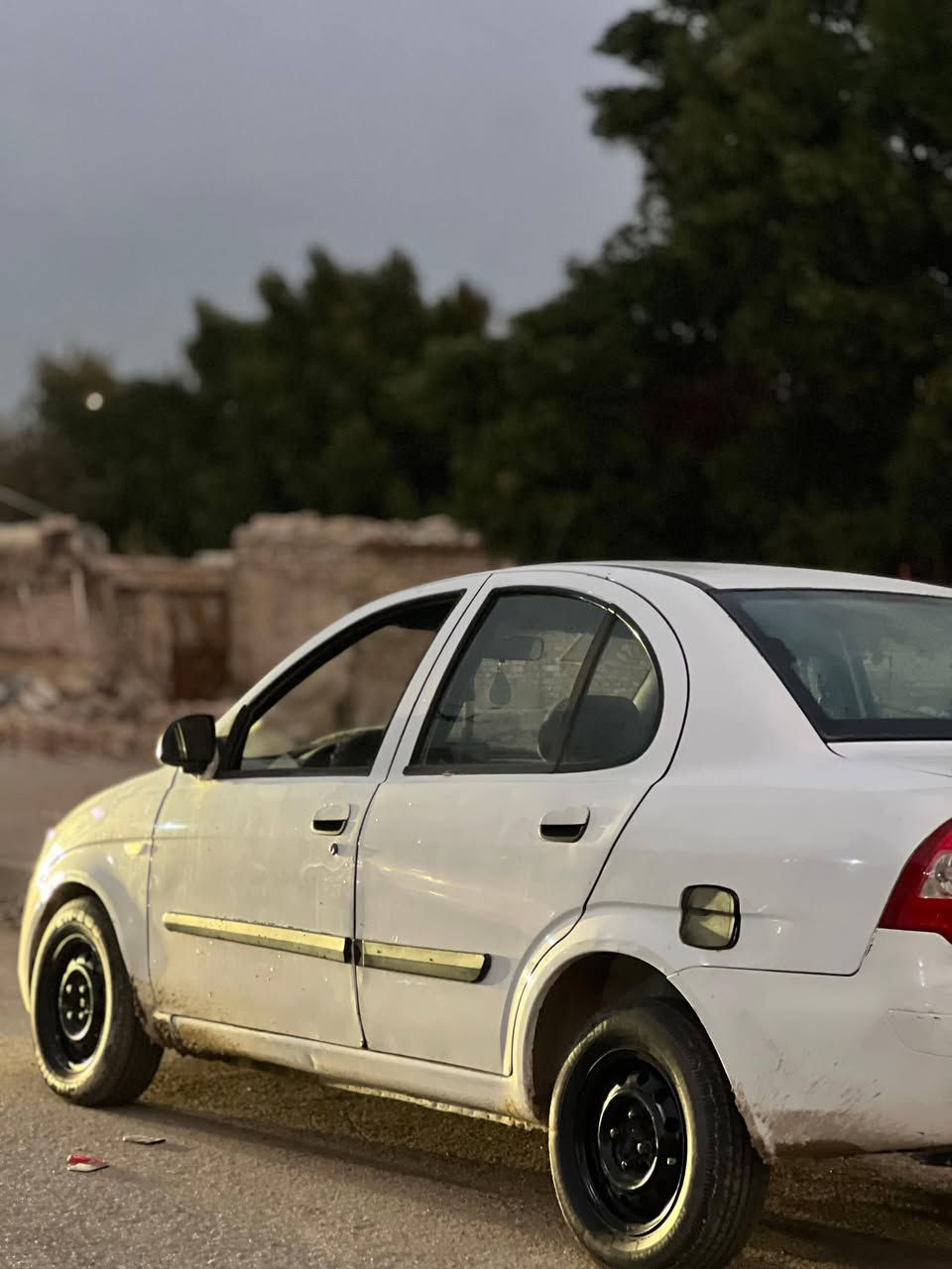 سيارة طيبة موديل ١٤ رقم قادسية الماني جديد هزة جديدة مكفولة من الصبغ والتبديل حدادية كفالة عامة مكينه نضيفة خير من الله دوخلها حلوه ونضيفه وشادلها شاشه بيها بارد قليل من جهة الراكب سيارة حلوة ونضيفة ٣٨ وبيها مجال حك الجية ***********
