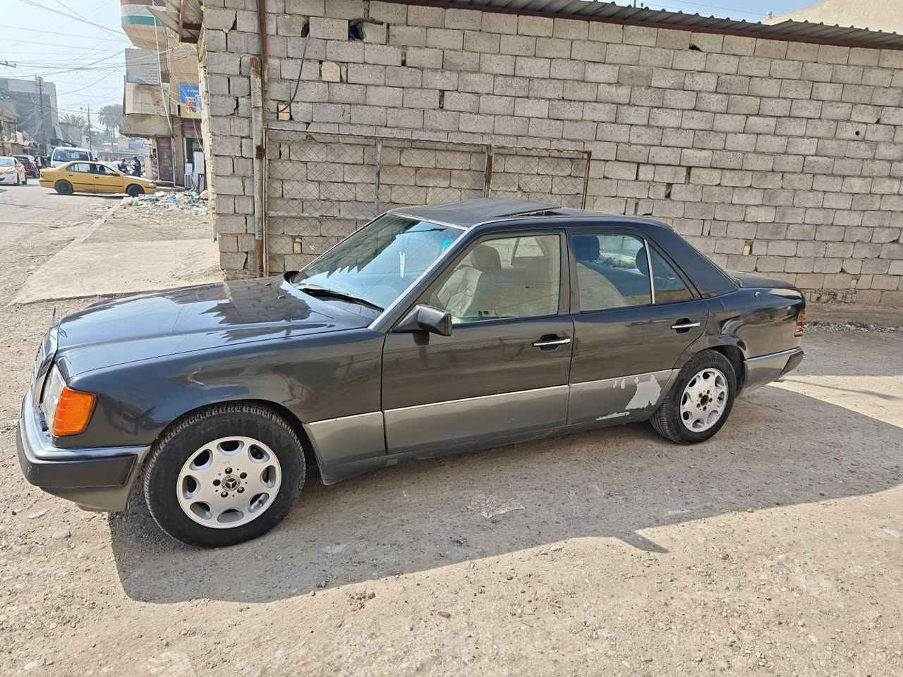 مرسيدس دب 1991 مكينة وكير بلادي مكفول كهربائيات كلها شغالة صدر جديد تايرات جدد رقم بغداد السعر 65 وبيها مجال وترهم مراوس حسب القناعة
الرقم ***********
مكلف بالنشر
