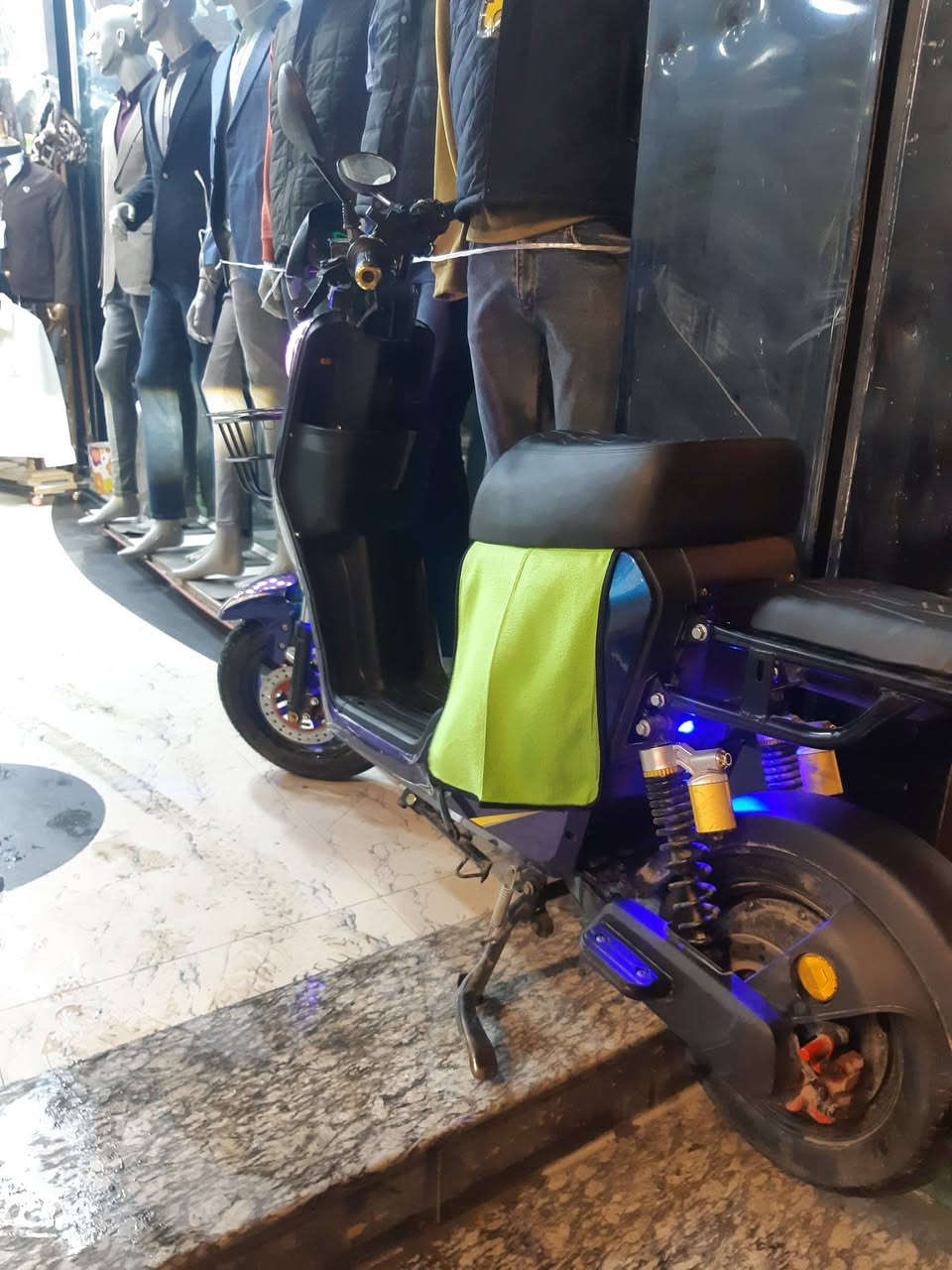 المطور للبيع جديد صار شهر من مأخذو 
المطور أنطي بي ضمان 
شرط مامفتوح برغي 
السعر 475وبي مجال 
العنوان الموصل دواسه 
***********الرقم
