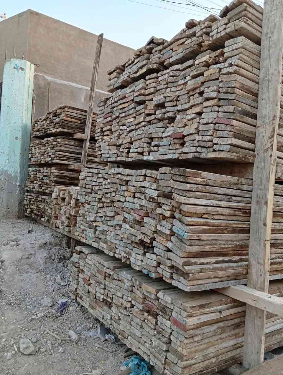 قالب خشب للبيع العدد16 مكعب
سعره مناسب ***********
