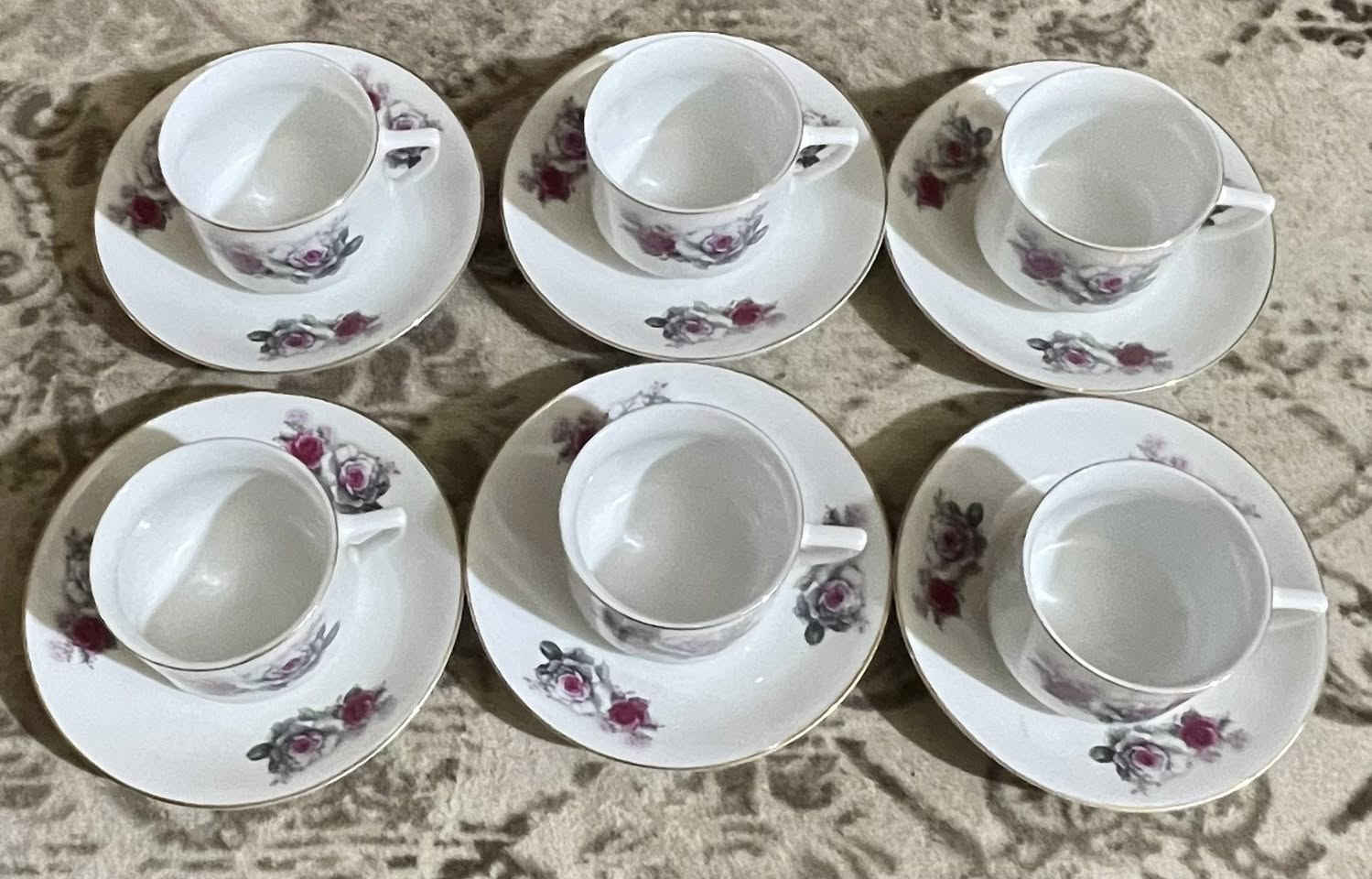 (٦) اكواب شاي وحليب مع صحونها مورد صيني مختوم استيراد الاسواق المركزيه غير مستخدم سعه كبيره السعر خاص لطفاً يوجد توصيل لكل محافظاتنا الحبيبه


**إذا كنت صاحب هذا الإعلان وتريد حذفه لأي سبب، رجاءا أرسل رسالة إلى الدعم الفني**