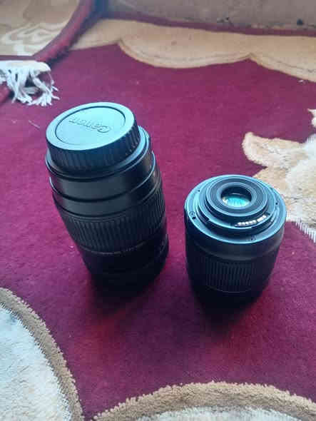 سلام عليكم كامره كانون للبيع كامل ملحقات 
بطاريات العدد 2شاحنه اصليه زوم رياضي بي عطل خفيف  وزوم مو رياضي جنطه حزام كتف كامره نضيفه كلش للجناي كل هاذه وبسعر مناسب 350وبيها مجال الشراي الاتصال على الرقم ***********
