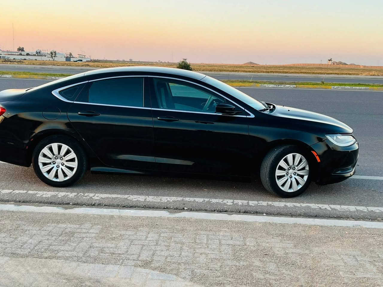 سي 200 2016 جيدة معنا الكمه
السلام وعليكم ورحمة الله وبركاته 
سياره سي ٢٠٠ جديده لوك 
داخل ملكي لونين
سياره رزانه نضافه خير من الله
سياره لوك 
ملاحضه 
بونيد سرقه فقط فقط سرقه 
الباب الخلفي جهت اسكن شبرين صبق بدون فتح بدون داخل فقط شرط الفحص 
كير محرك شرط صدر شرط بلادي كله  السعر (115) بيه مجال
***********واتساب
