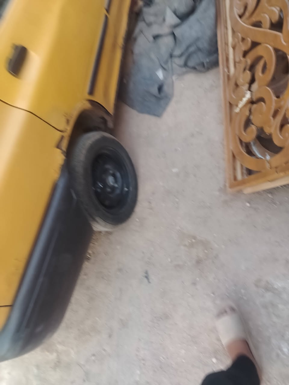 سلام عليكم سايبه موديل 11 بدون تحويل مكاتبه فقط مكينه جديده كير بيها نمره تفلت السعر 1200مكان كربلاء ***********
