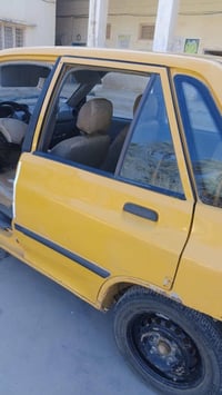 سابيا 11  سيارة كامله بس مكينه بيها تخبير شويه  سعر 25وبيها مجال قليل ...