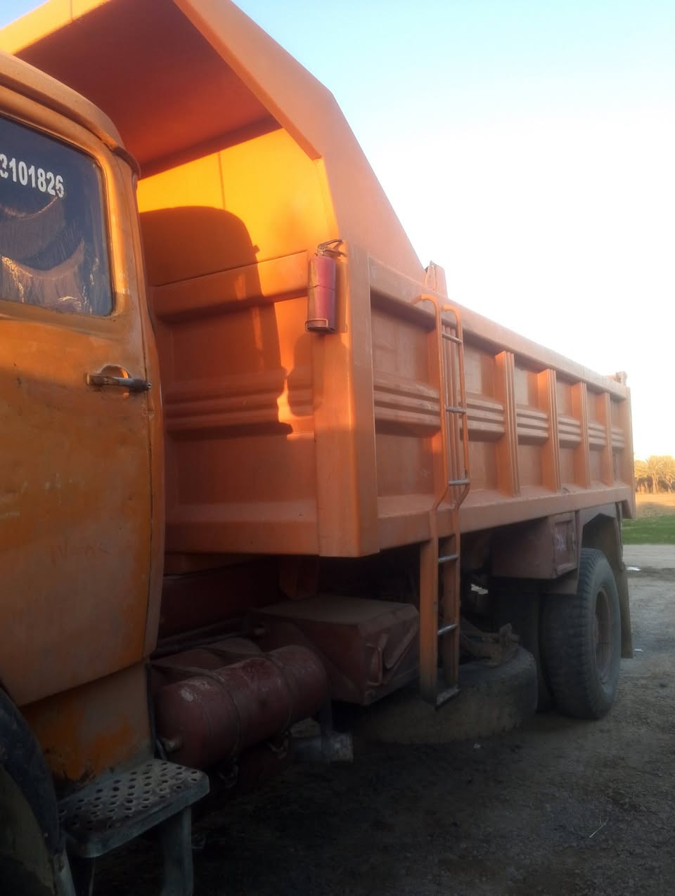 سلام عليكم للبيع بدي تك طويلة بدي جعب مايلر تصال على هذا رقم ***********
