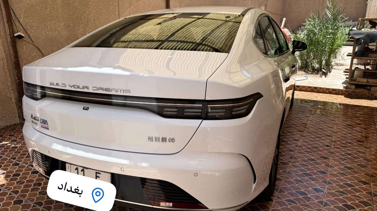 سلام عليكم بي واي دي دستروير 2025 فتحه بغداد ماشيه 4 الف مكفوله كفاله عامه فول مواصفات عدة كامله شاحنة اصلية كشنات رياضي تبريد قطعتين شاشة قلاب كامره حساسه ويل كب  بصمه وكارت وباقي المواصفات معروفه للاستفسار اكثر اتصل *********** مكان نجف للبيع او مراوس
