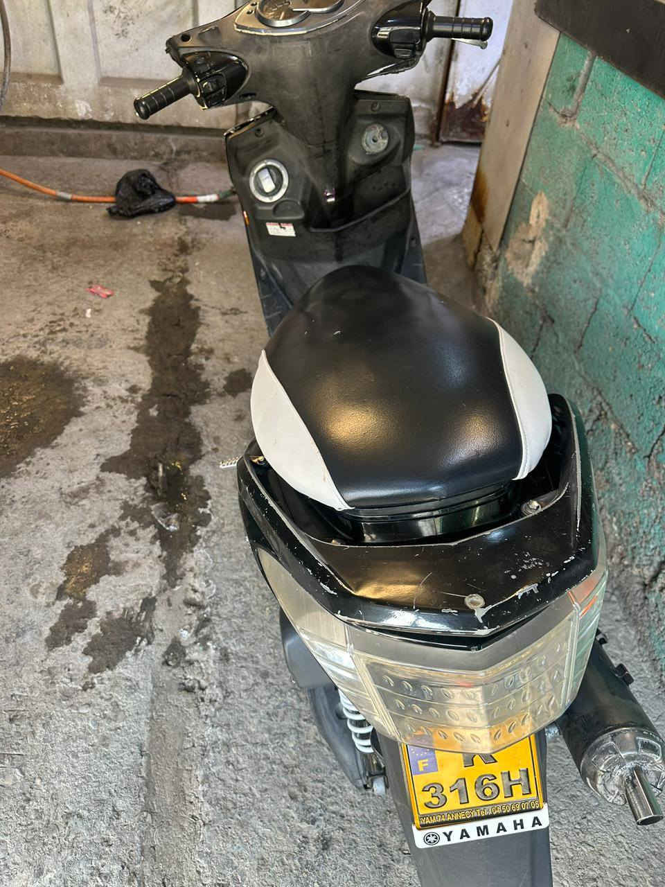 سلام عليكم سكنس فحل نوزل تجفيت جديد مجفت قبل شهر
نقص بس باتري سلف شغال هندر شغال  صالنصة رياضي ستيل مال رنبة
سعرهة ٥٥٠  وبيهة مجال مكاني جسر ديالى


**إذا كنت صاحب هذا الإعلان وتريد حذفه لأي سبب، رجاءا أرسل رسالة إلى الدعم الفني**