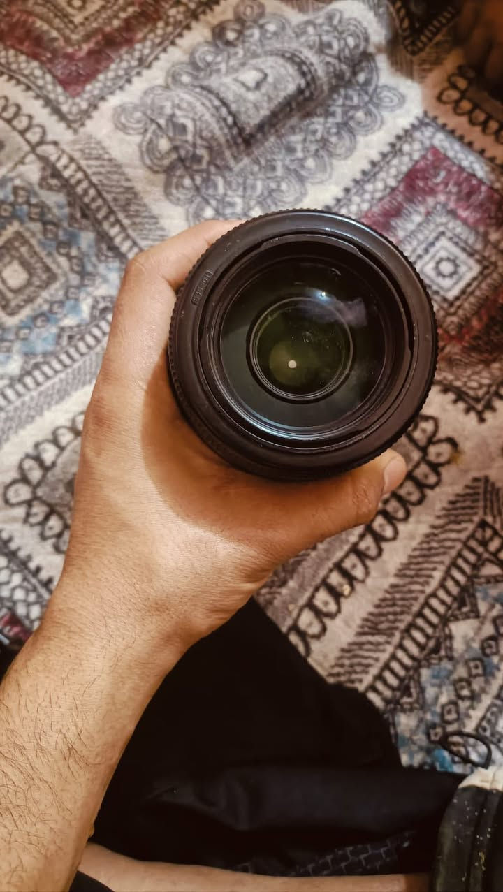 عدسة70-300نظافه كدام عليك اريده مراوس بعدسته 1.4لو1.8لعنده يجي خاص مكاني السماوه


**إذا كنت صاحب هذا الإعلان وتريد حذفه لأي سبب، رجاءا أرسل رسالة إلى الدعم الفني**