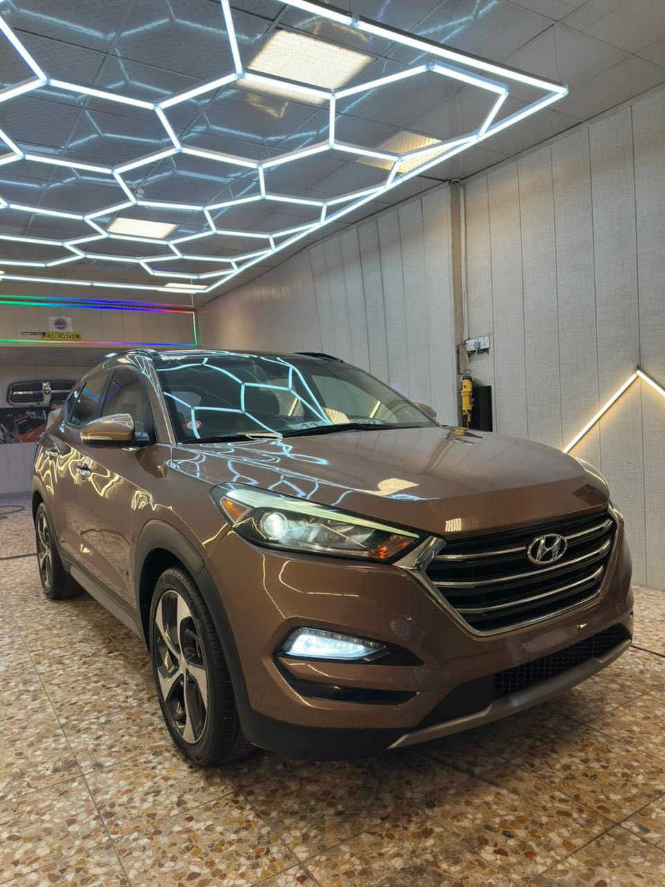 للبيع او مراوس مع جيب جارجر توسان ٢٠١٧ امريكي فوول لمتدد
بانوراما

 رادارات امامي و جانبي

 كشنات تدفئه بريد امامي و خلفي تدفئه فقط 

كامرا دواره حساس خلفي 

درايف مود 

دكمة فور ويل 

تحديد مسار جنطة كهرباء 

سستم صوت انڤنتي 

تحكمات ستيرن 

السياره مفوله مواصفاتها متخلص  

محرك ١٦٠٠ تيربو كير محرك مكفولات 

بانزين محسن عادي كله يشتغل 

حادثه جامغ + شويه من البنيد 

السياره خير من الله 

للاسفسار *********** متوفر واتس اب 

(السياره نضيفه و ممتعوبه مال بيت  )

ماشيه ٨٤ مايل 

السعر اتصال بالرقم
