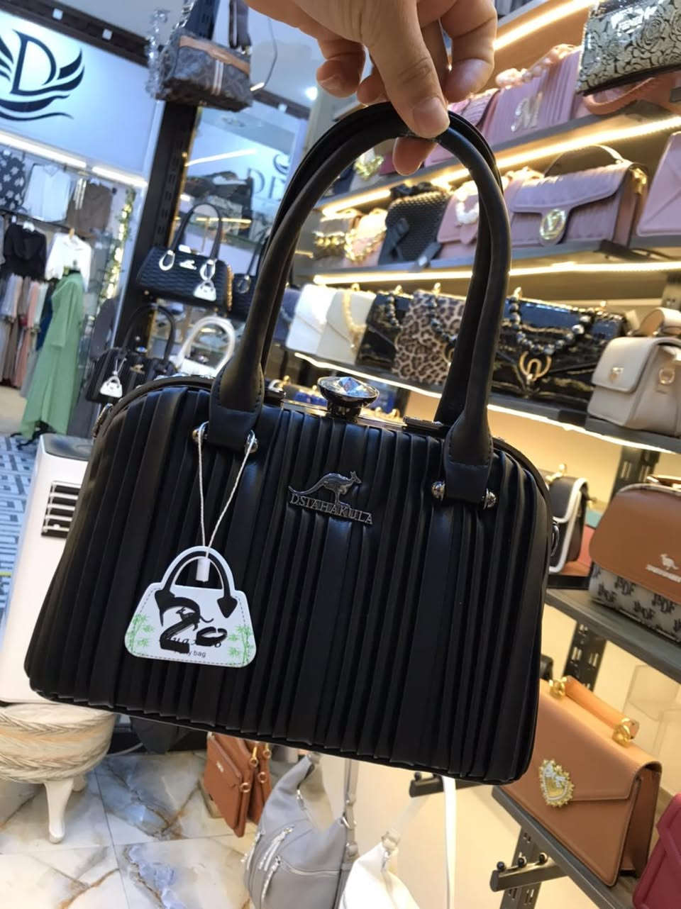 ❤️محل الراقية👛👠

العنوان - المحموديه😎 (مجمع الرحمه التجاري) مقابل فرع مجمع باربي


**إذا كنت صاحب هذا الإعلان وتريد حذفه لأي سبب، رجاءا أرسل رسالة إلى الدعم الفني**