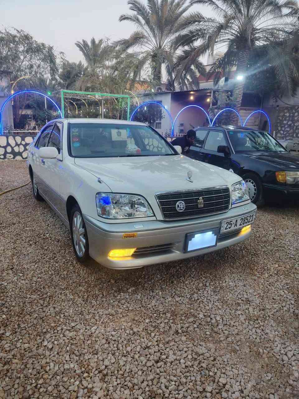 لبيع او مراوس ملكه حضراويه مديل 2002 كرستال اصل دكمتين شاصي 71مكينه ديفور الزغير برده خلفيه  رقم كركوك نكليزي مداور ثاني يوم مكفوله من الكص ونقل جثه وضربه القويه  وصبغ  تحويرت نجف فوك وجوه فقط دشبول امارات
مكان السياره النجف
السعر 135وبيهي مجال حك الجيه
***********
