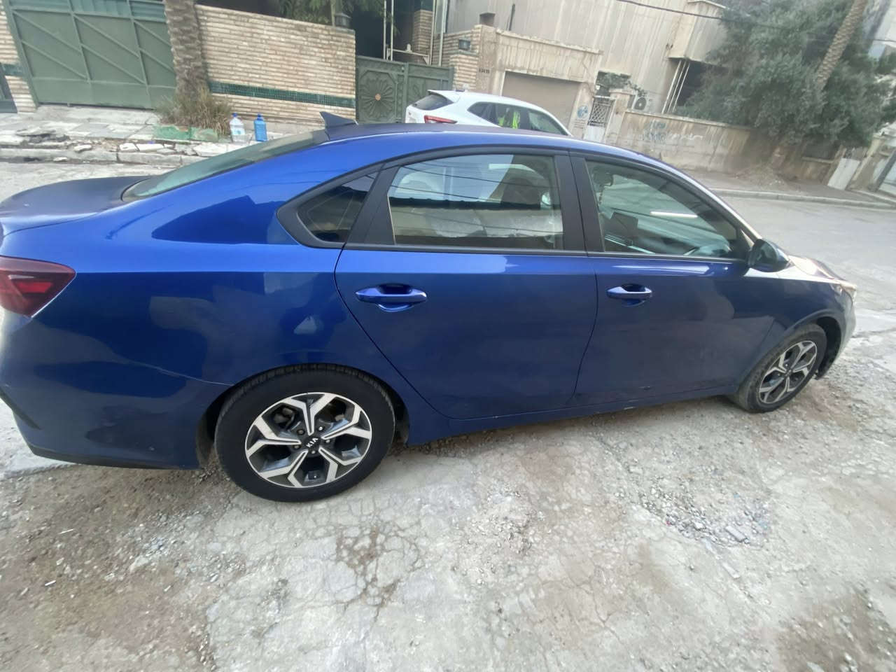 للبيع فورتي 2021 
حادث صبغ بالدوسه شبر بدون ايرباك 
ماشيه 67 الف 
السعر 130
رقم بغداد ***********
