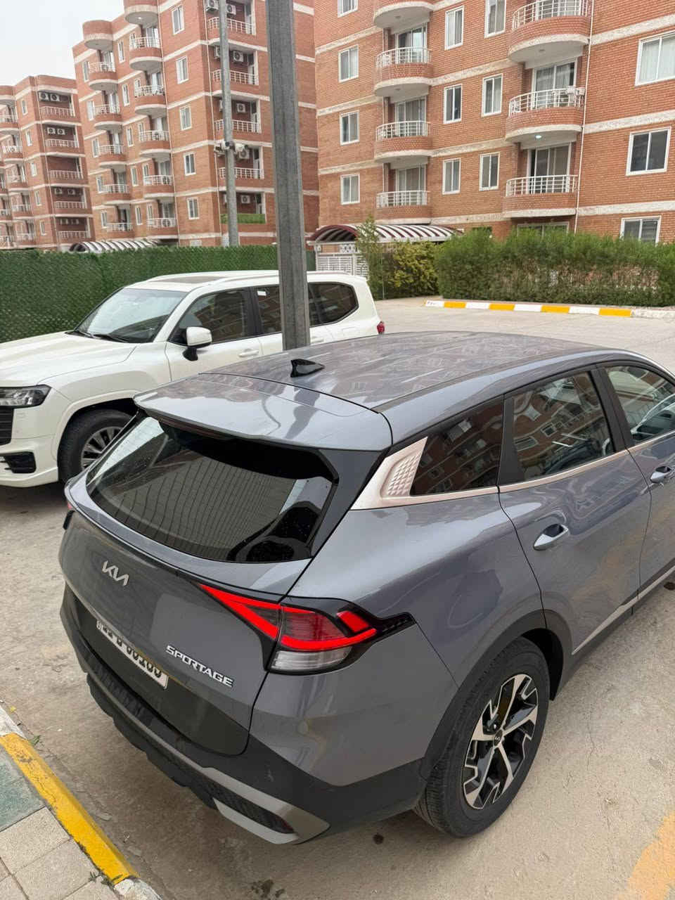 السلام عليكم كيا اسبورتج فول عدا البصمة السعر ١٩٥ الرقم ***********
