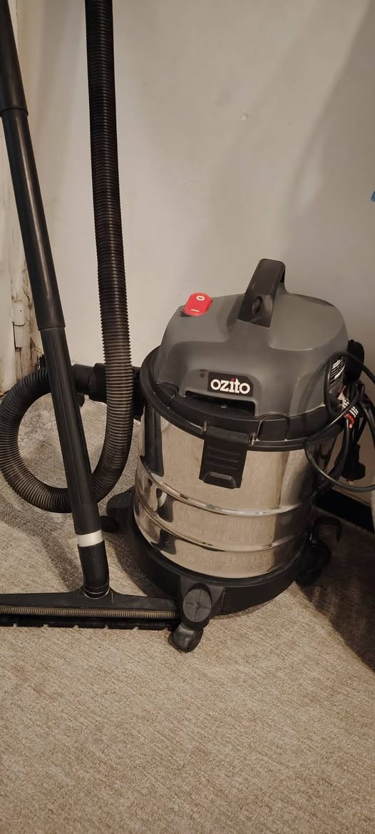 سلام عليكم عندي أغراض مستعمله للبيع مكاني حي الاعلام الاسعار جوه كل صوره
***********
