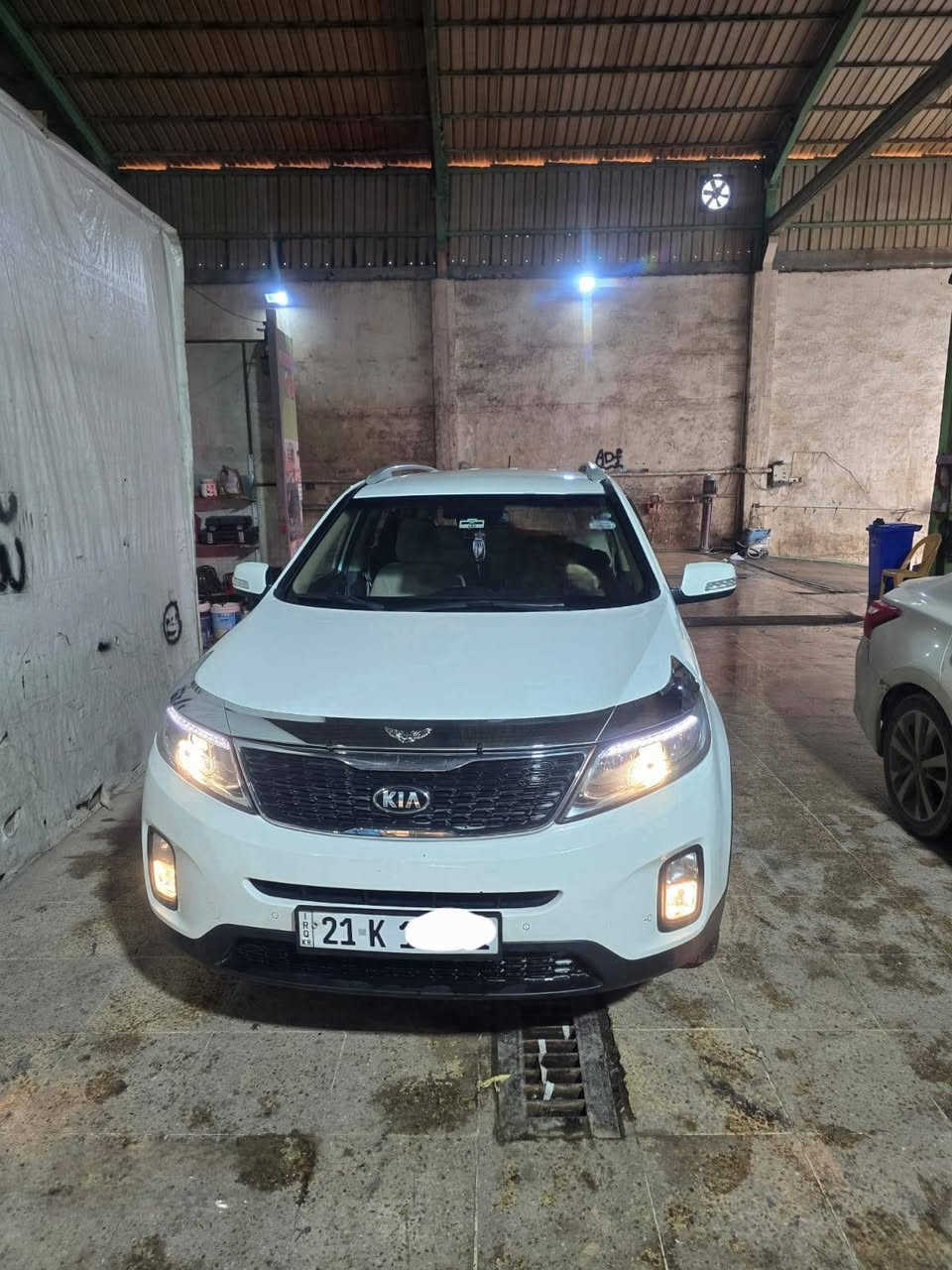 للبيع للبيع فقط
سورنتو ٢٠١٥ خليجي
مكفوله  من الصبغ والضربه والبارد محرك ٤ سلندر مفتوح بصمه  ابواب مع بصمة تشغيل  كشن السايق كهربائي
بردات خلفيه بلادي 
٧ راكب  تبريد ٣ قطع 
اناره داخليه علامات سورنتو اضائه
كامره حساس امامي خلفي 
لد امامي خلفي  حاجب 
مري شفط ترحيب اناره اشاير
شاشه دشبول
تبريد بيانو فول تحكمات ستيرن جهتين
صدر امامي خلفي جديد 
تخم تاير باتري جديد 
داخل صاج اسود 
انظمة قياده وانظمة ستيرن نظام ايكو 
سياره بدون نقص جاهزه وجديده
ماشيه ١٣٦الف 
كير  مكفول 
مكاني ديالى / بعقوبة 
سعرها 180ورقه وبيها مجال
 اتصال ***********
