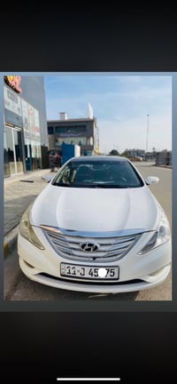 سوناتا 2011 لون ابيض خليجي فول مواصفات   محرك 2400 دوش   رقم بغداد الد...