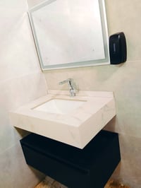 تأسيسات صحيه عامه ماء ومجاري وصيانه لكافه الدور السكنيه والدوائر الحكو...