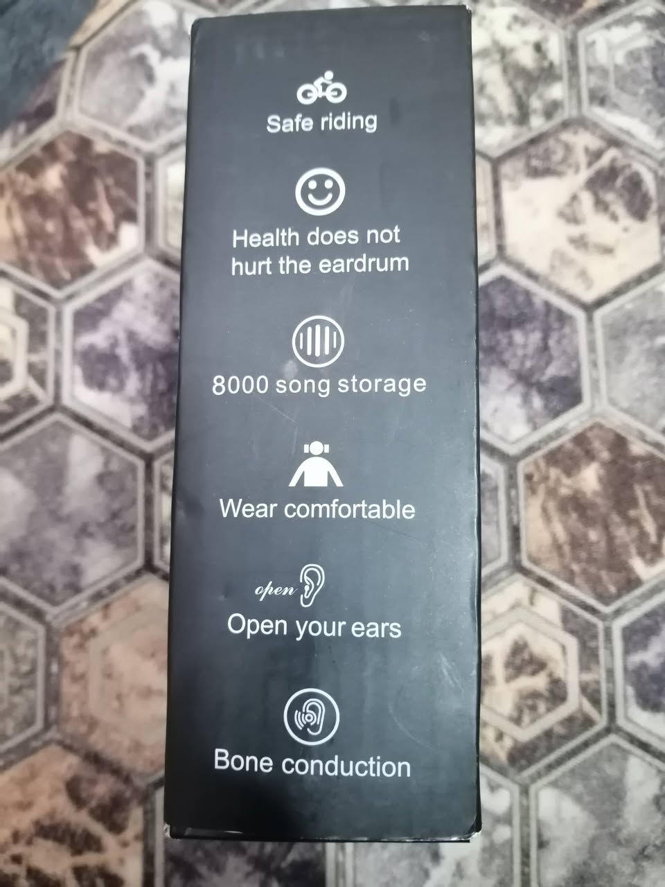 سماعه وتربرو ماركه فويستيك بلوتوث ذاكرت السماعه 32كيكه غنيه عن التعريف للبيع اعله سعر وبل عافيه عل ياخذه ***********
