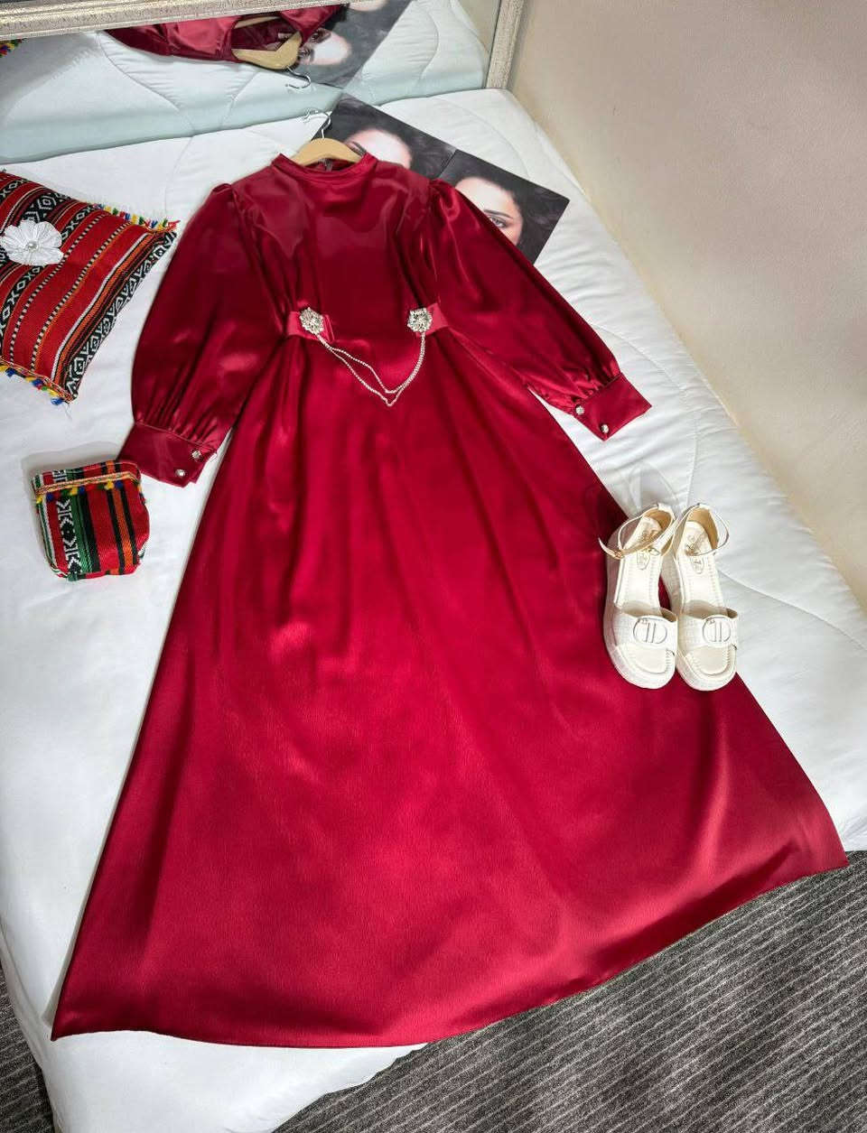 فستان العيد❤‍🩹
السعر 35 الف فقط
خامة ستن زارة تركي
38-40-42-44-46-48


**إذا كنت صاحب هذا الإعلان وتريد حذفه لأي سبب، رجاءا أرسل رسالة إلى الدعم الفني**