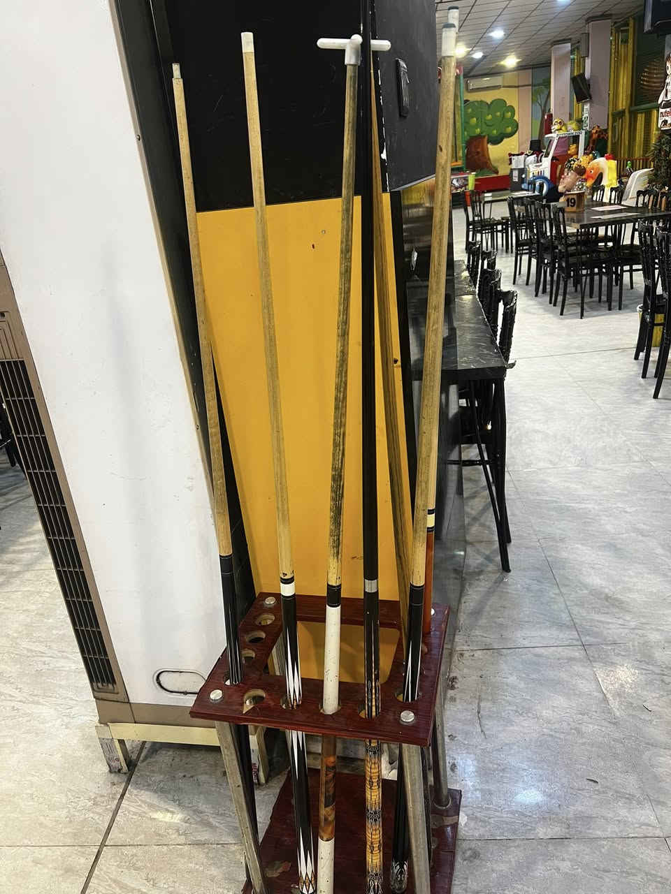 بليارد للبيع المكان موصل
الاستفساره ***********
