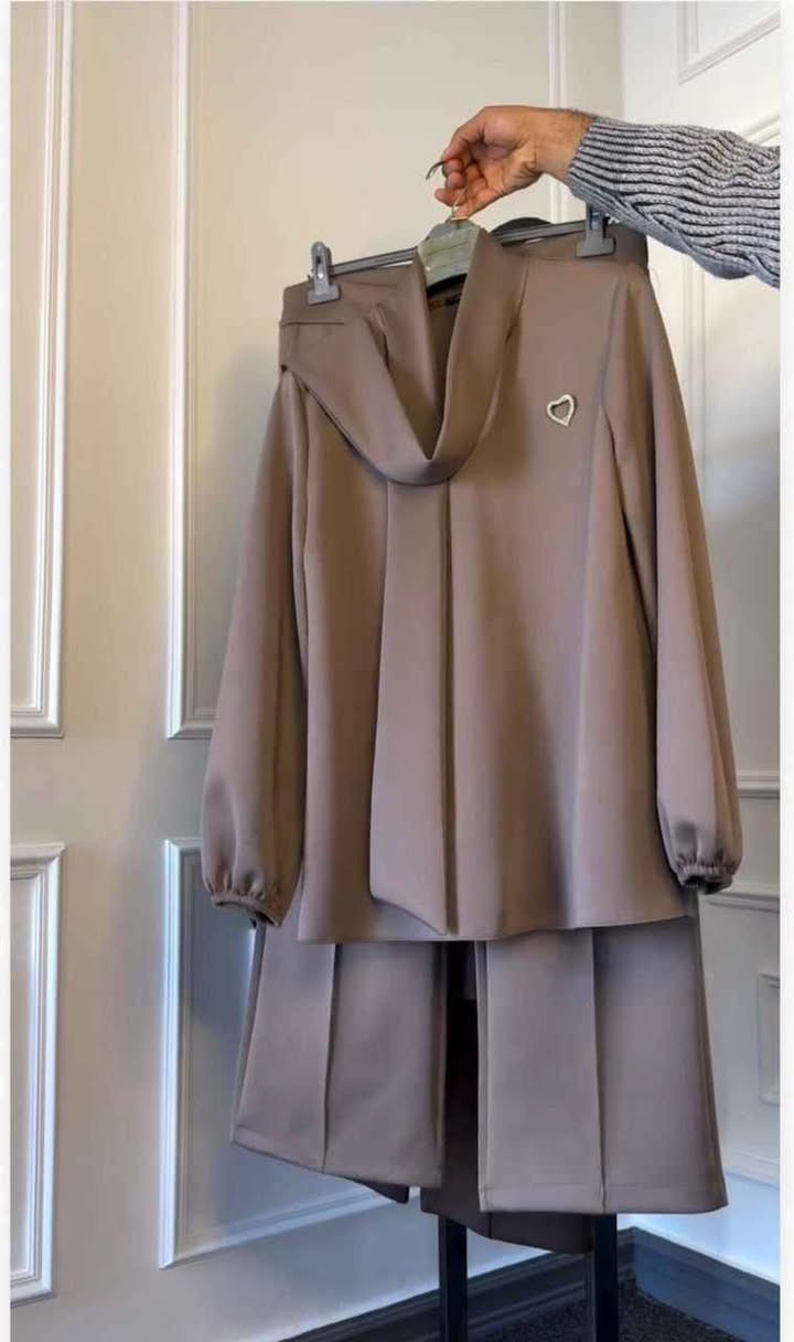 طقم قطعتين❤‍🩹
السعر 33 الف
خامة فيكون تركي
38-40-42-44-46

-قالب الموديل راهي بغداد, العراق


**إذا كنت صاحب هذا الإعلان وتريد حذفه لأي سبب، رجاءا أرسل رسالة إلى الدعم الفني**