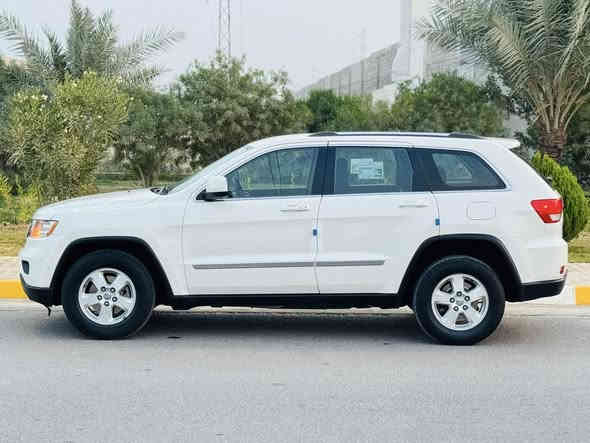 السلام عليكم...
للبيع...نقد فقط  اعتذر عن الاقساط 
بسعر 157$وبيه مجال بسيط
جيب2012امريكي ابيض ثلجي 
رقم سليمانيه 
شرط التحويل والغرامات 
ماشيه 155KM
✳️محرك 6سلندرشرط لاتبخير ولاتنقيص 
✳️كير اتوماتيك بدون اي عيب مال بيت"

تدفئة /تبريد/كهربائيات/صدر/تايرات/كلها مكفوله 
 
🚘سياره جديده بدون شخوط بدون رصعات Ⓜ️

✅سيارة ضررها جاملغ السكن بدون اي دخل شرط السونار Ⓜ️

السعر 157$💸
تايرات 4️⃣ جديدة 🆕 
صدر امامي خلفي كلا جديد 🆕 
مكان السيارة صلاح الدين تكريت الديوم
رجاءً ما أقفل سعر بالتلفون تعال وتدلل 
للاستفسار ***********
***********
