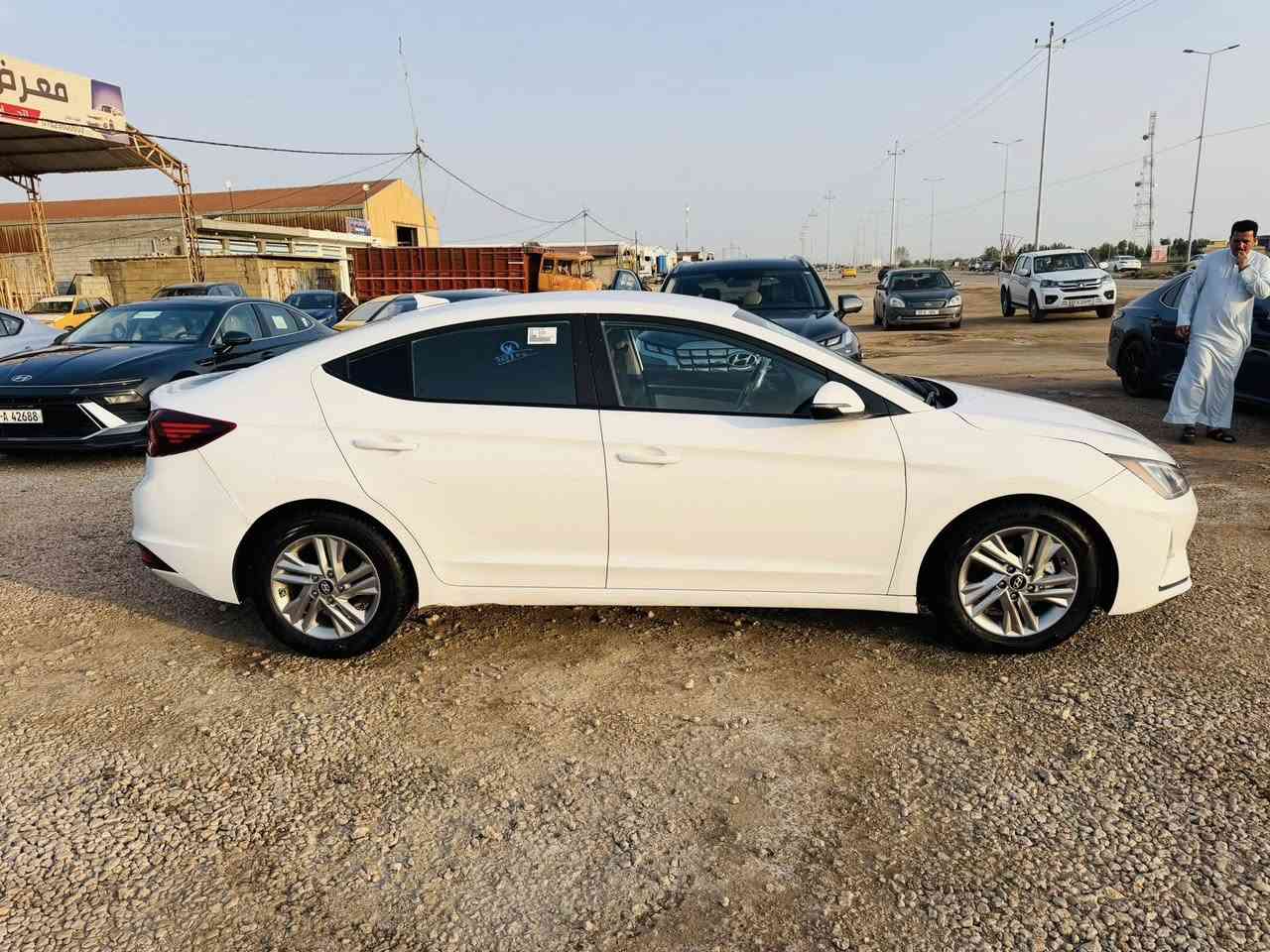 #يالله هونداي النترا موديل 2019 أمريكي 
مرقم مثنى حره بسمي تحويل مباشر 
الضرر مكفوله من التبديل والفتح والضرر 
بيه قطعه جاملغ صبغ فقط مواصفات واضحه
مكينه 2000 دوش كير 6 نمر ماشيه 80 ميل 
السعر 130$(بيع نقدا فقط) تفاصيل 
واتساب *********** 
العنوان الرميثه (معرض الخليج العربي)
