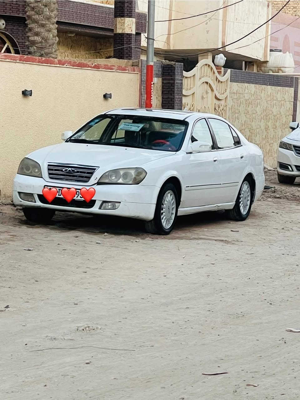 السلام عليكم
شيري استرا ٢٠١٢ للبيع 

رقم بغداد 

بدون صبغ فقط طخات بجهة وحدة بسيطة 

مكينة مبدل كور جديد قبل فترة وتدخن اعتقد يرادلها رنكات بس هي صافية موس 

كهربائيات ومنظومة مي كلة جديد وعلى ايدي 

دجات كير ومكينه جدد 

حدادية اماميه خلفيه جديدة فقط شموع اماميه يحتاجلها 

تحويل مضمون 
ماشية ١١٧ حقيقي

مكان حلة مركز 

***********
