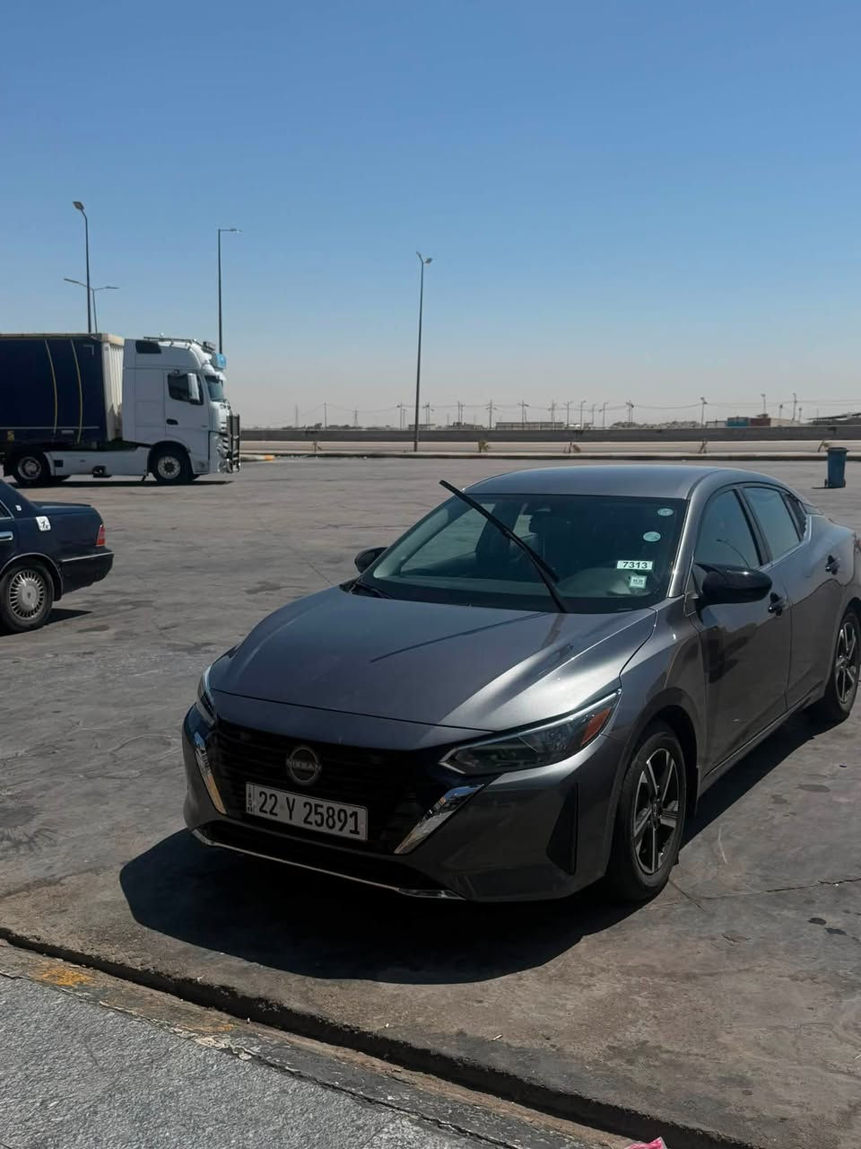 نيسان سنترا دخول حديث سيارة زيرو ماشية 8000 كيلو مو ميل
السيارة بيها جاملغ بدون حادث مبدل بأمريكا وكلير بنفس الجاملغ يعني سيارة قطعة وحدة فول تقريباً ماعدا تنتنه السيارة بأعتبارها زيرو سبير مانازل رقم اربيل بأسمي تريد وكالة تريد تحويل  وافتر السوك كله اذا تلكى سنترا انضف منها انا معتب 
سعرها 170 ورقة وبيها مجال بسيط جداً واخوان سعر سيارة سعر سيارة زيرو المايفيده السعر لايكسر بيها
***********
