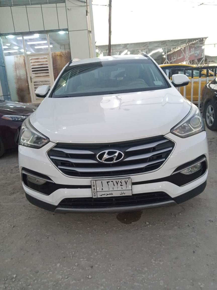 سلام عليكم ورحمه الله 
سنتافي 20017 سياره بيه قطعتين صبغ 

بدون دواخل ولا تبديل سياره جاهز 
تخم تاير حداديه نضيفه  فول عده لفتحه 
مري شفط  حساسات مكينه كير كارتون 
التفاصيل رقم الهاتف ‏‪***********‬‏
مكاني نجف حي ميسان 
سعره 185 وبيه مجال النجف, العراق
