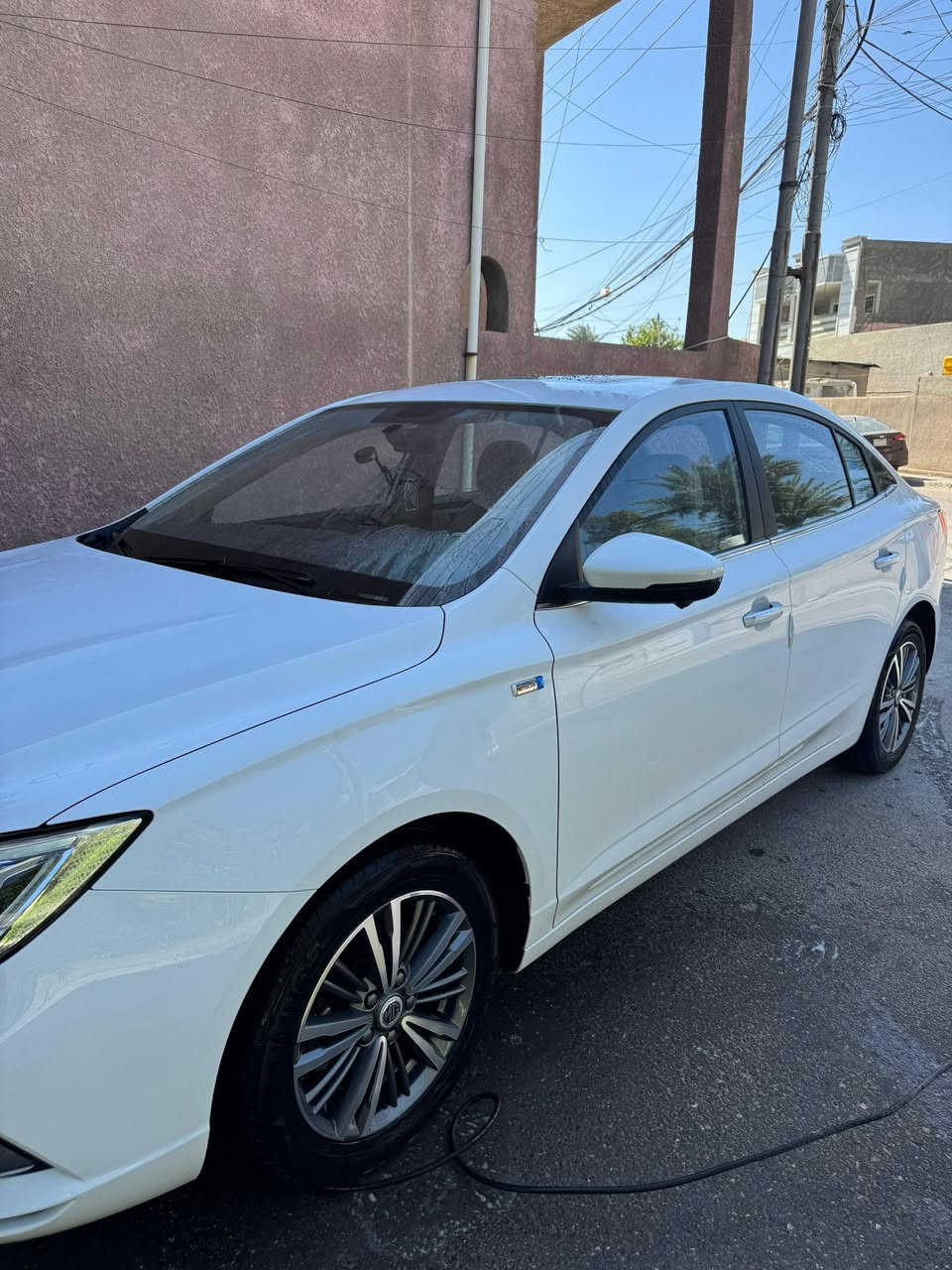 ‏🚘 MG5 Luxury 2024 – أعلى فئة 🚘

📍 بغداد / حي الجهاد

 • ماشية:54 الف 

 • رقم: بغداد

 • فول مواصفات ✅

✨ المواصفات:

 • لايت عدسة زنون أبيض

 • كروز كنترول (مثبت سرعة)

 • حساسات تاير عدد 4

 • شاشة كبيرة أصلية + أندرويد أوتو + أبل كار بلاي

 • حاكيه موبايل

 • كشنات جلد كريمي كهرباء + تدفئة

 • كاميرات 4 / 360°

 • فتحة سقف

 • بصمة تشغيل + بصمة أبواب + صندوق بصمة

 • دخول ذكي

 • تحكم ستيرن جهتين

 • 4 جام كهرباء

 • إشاير بالمرايات + مري شفط + إشارة ترحيب

 • أوتو هولد + سايد بريك كهربائي

 • مكينة 1500 تنفس طبيعي

 • كير 8 نمر

 • ويل كروم بلادي

📌 السيارة على وضع الشركة، بالضمان وجميع الصيانات مسويهن
السيارة كلش نظيفة وجاهزة ملاحضات جدا بسيطة 

💰 السعر خاص

📞 للاستفسار ***********
